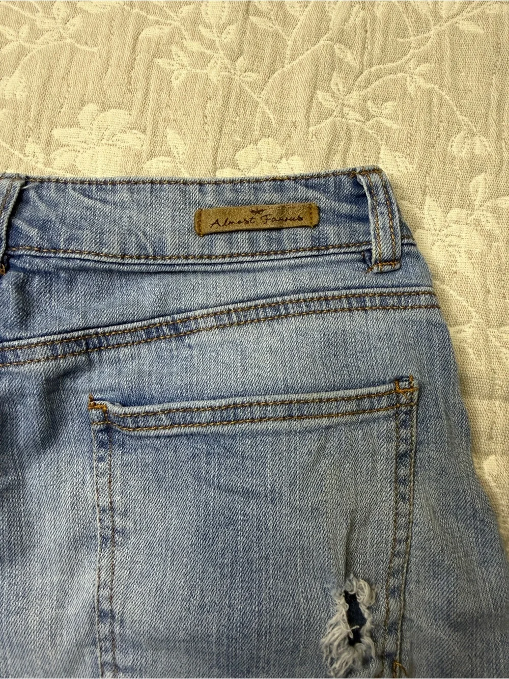 Almost Famous Women's High Rise Embroidered Distressed Denim Shorts Size 9